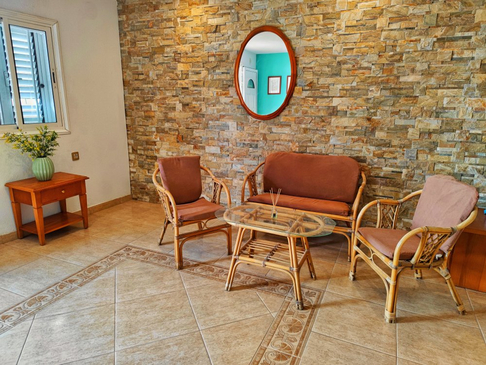 Slider image (5) Revelia Recovery Center